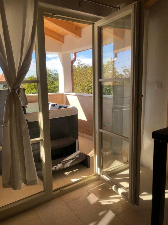 Wellness House Oliva With Heated Salt Water Pool, Sauna & Jakuzzi Villa Labin (Istria)